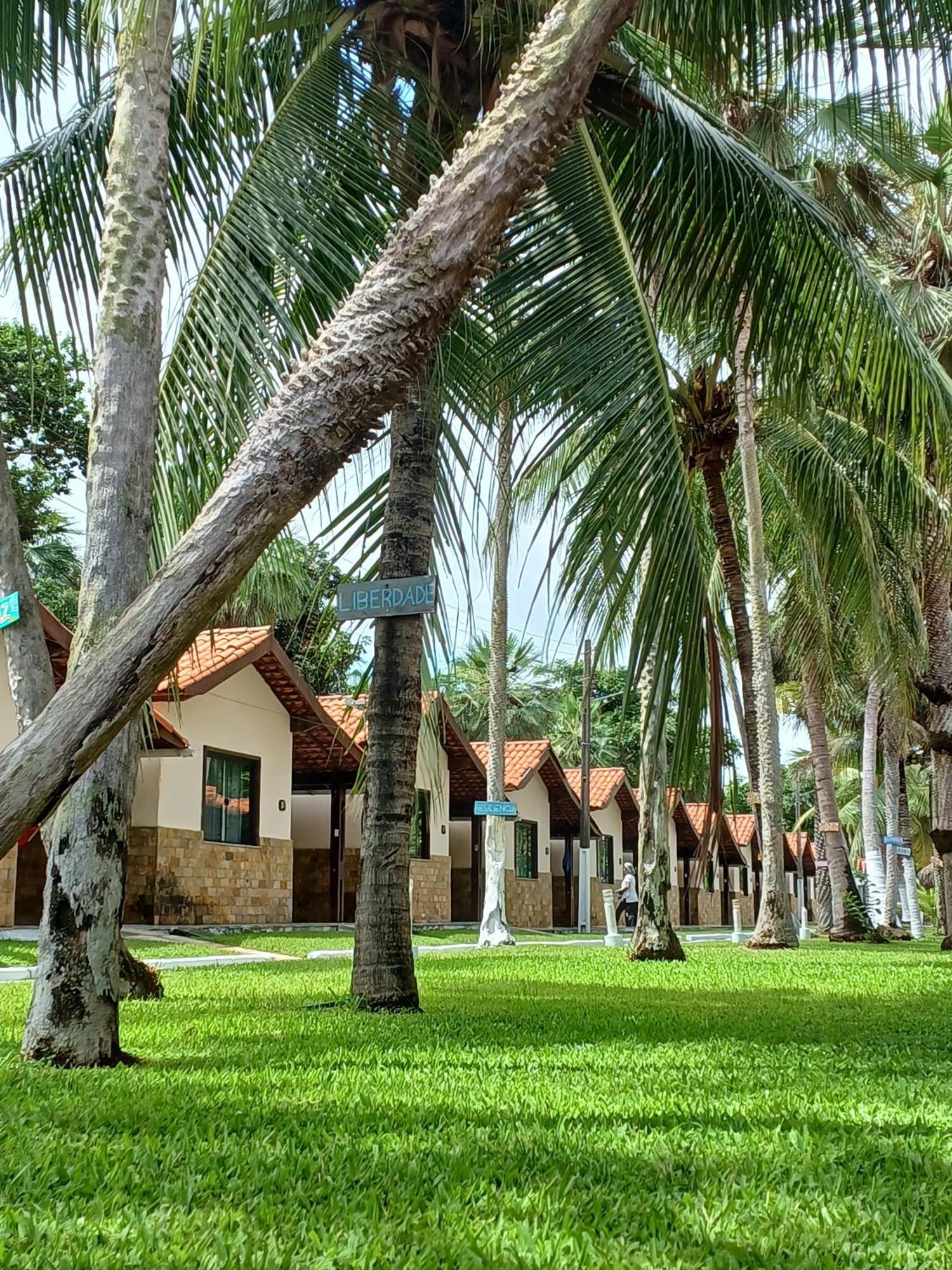 Hotel Orla Nautica à Balaclava Extérieur photo